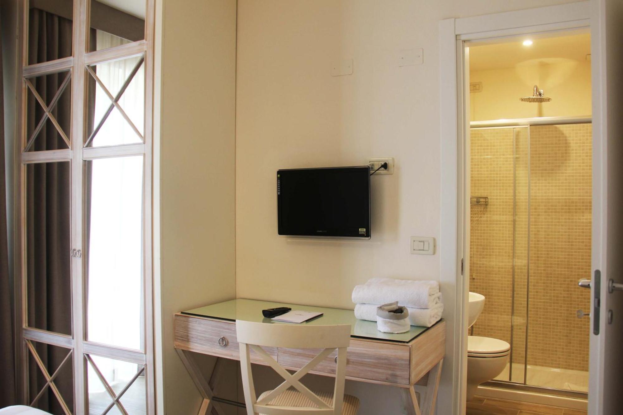 Hotel Bijou Forte dei Marmi Phòng bức ảnh